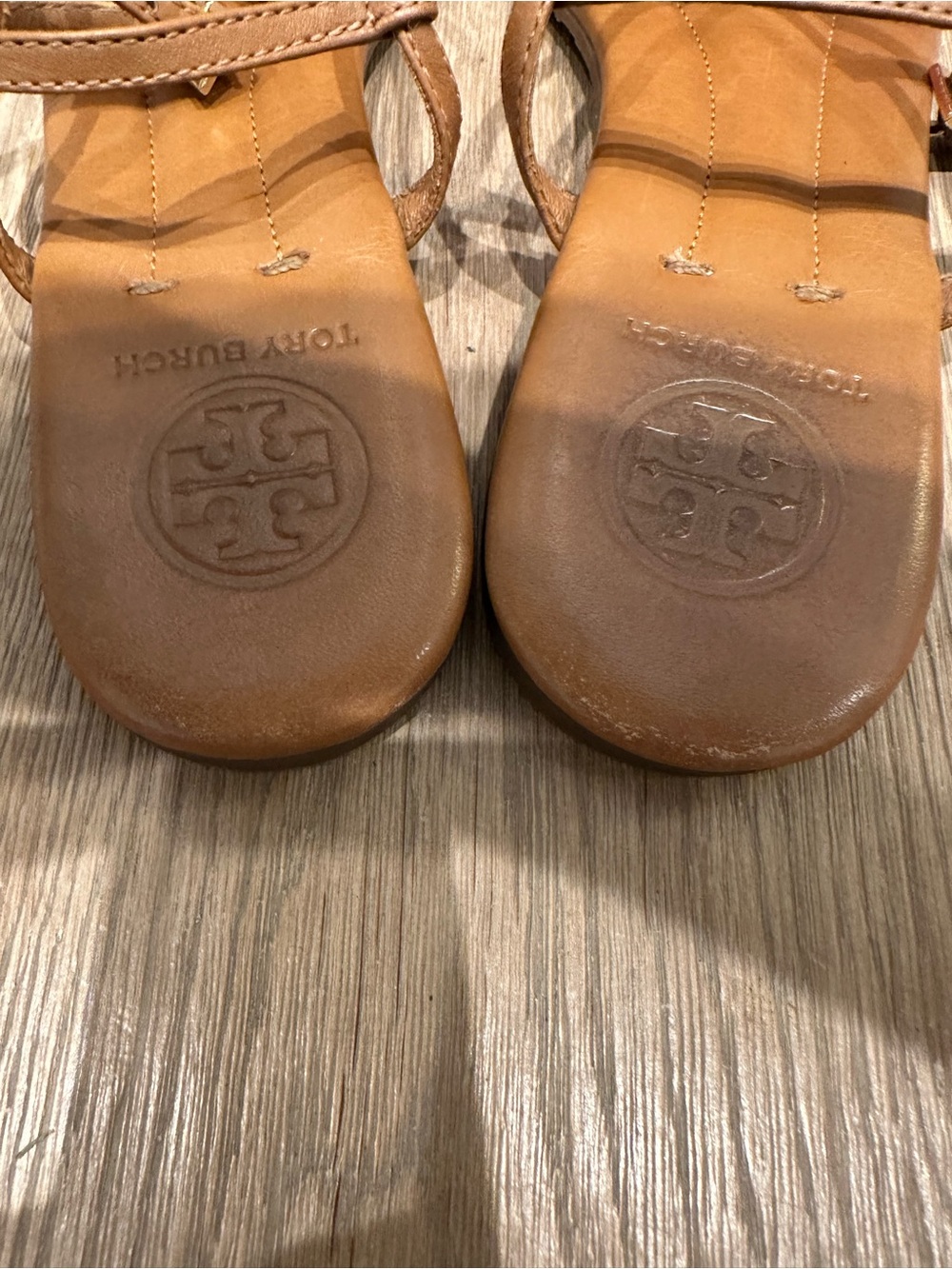 Tory Burch Emmy Thing Sandals in Tan Leather - Picture 11 of 13